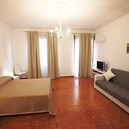 Tari Bed & Breakfast 3*